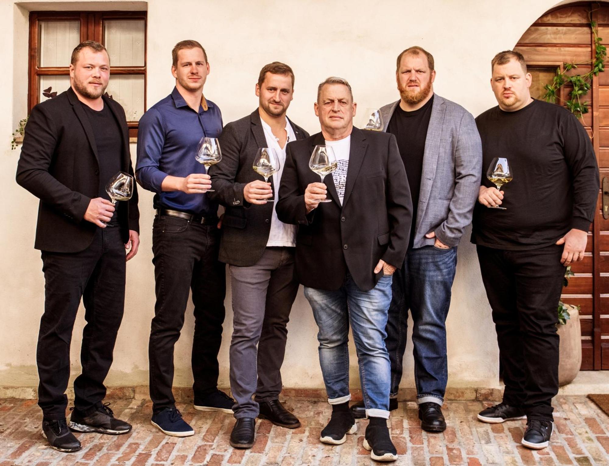 Posestvo Scurek Wine Bed & Breakfast Dobrovo Luaran gambar